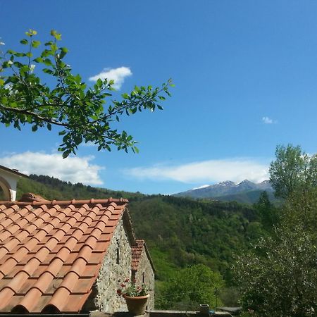 San Francesco E Il Lupo Lägenhet Pontremoli Exteriör bild